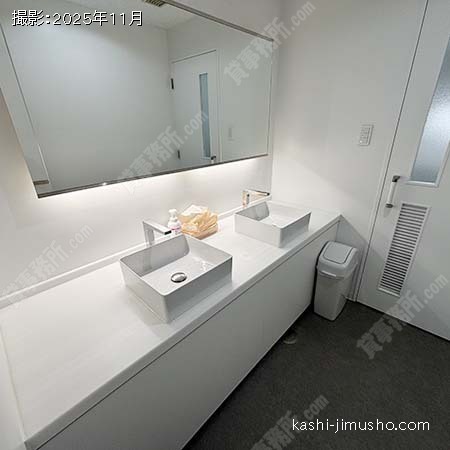 女性トイレ 女性トイレ