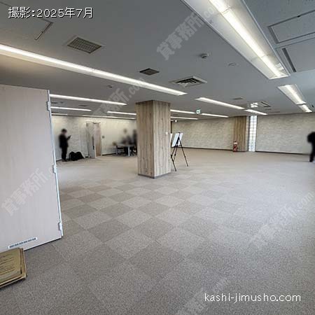 貸室内(8階）