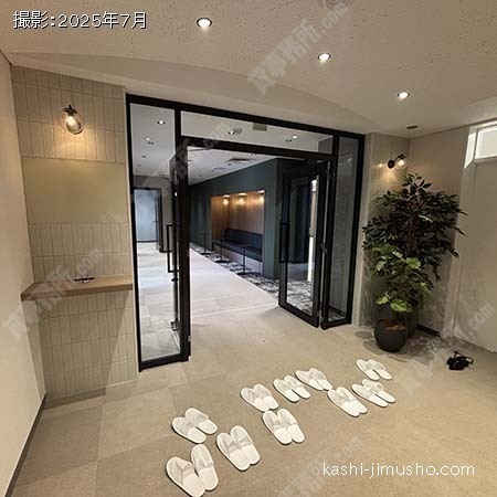 貸室入口(4階）