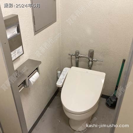 男性トイレ
