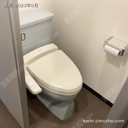 男性トイレ(B1階)