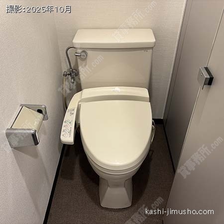 女性トイレ(B1階)