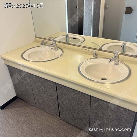 女性トイレ 女性トイレ