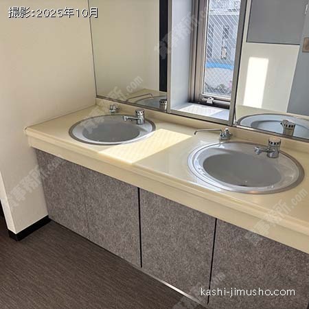 男性トイレ 男性トイレ