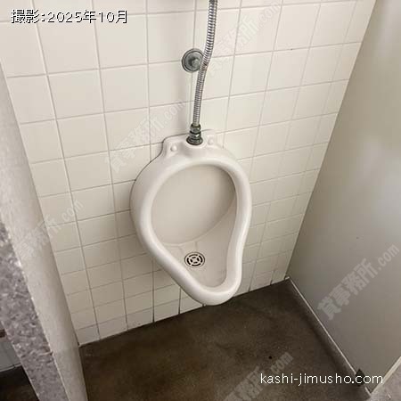 男性トイレ