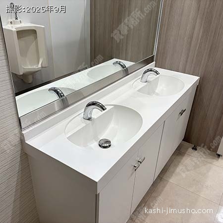 男性トイレ