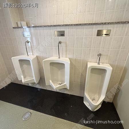 男性トイレ 男性トイレ