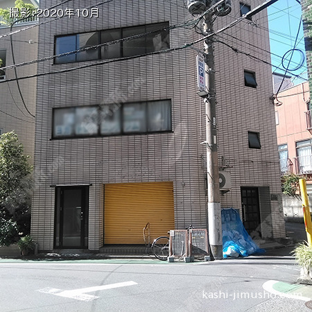ビル前面