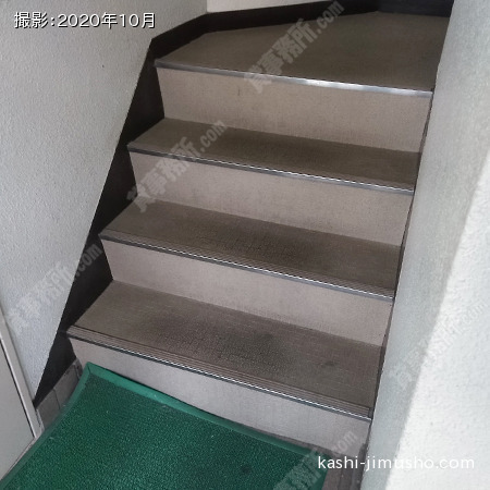 共用階段
