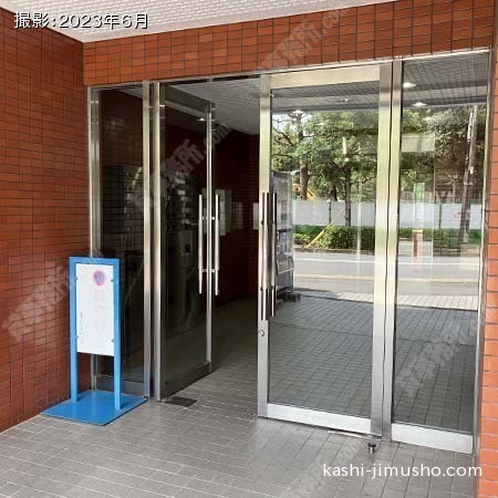 ビル入口