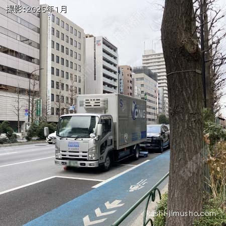 前面道路(白山通り)