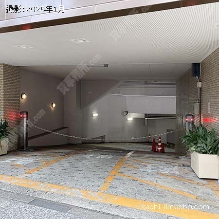 駐車場入口