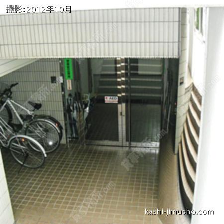  ビル入口