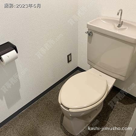 男性トイレ
