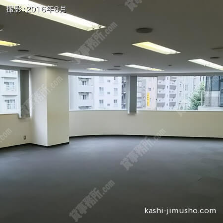 4階貸室内