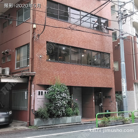 ビル前面