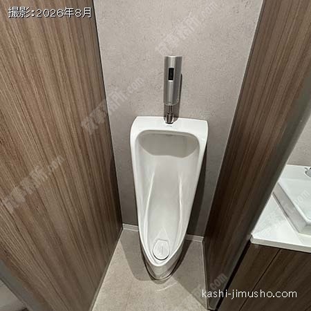 男性トイレ 男性トイレ