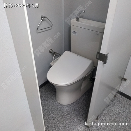 トイレ(3階301号室）