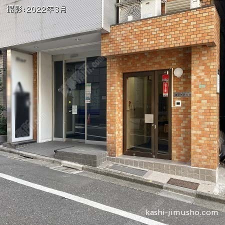 ビル前面