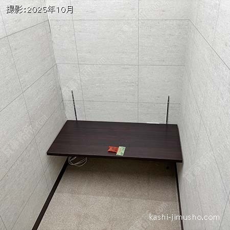 貸室内(2階) 貸室内(2階)