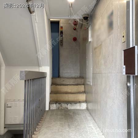 共用階段