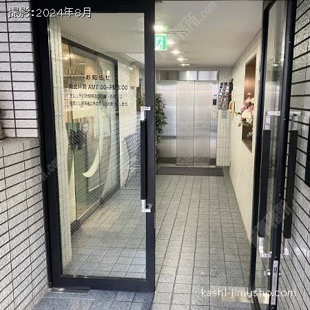 建物入口