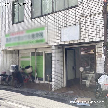 ビル正面