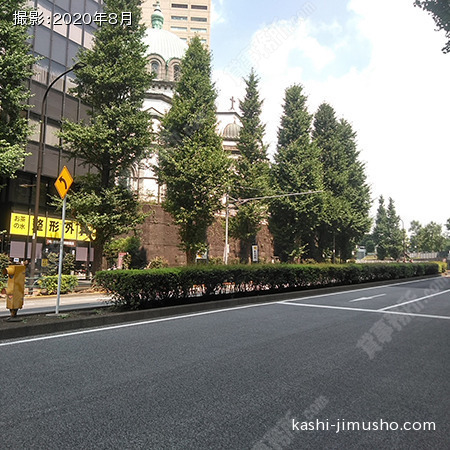  前面道路(本郷通り)