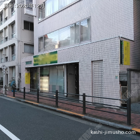 ビル前面