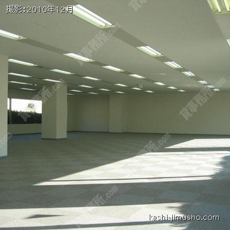 貸室内