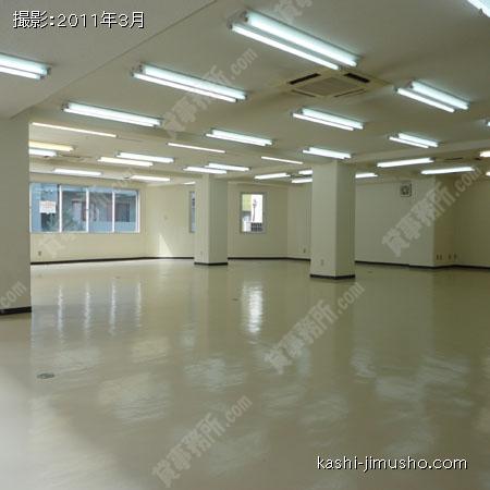 貸室内 