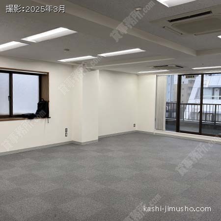 貸室内(8階)