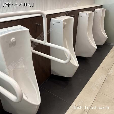 男性トイレ