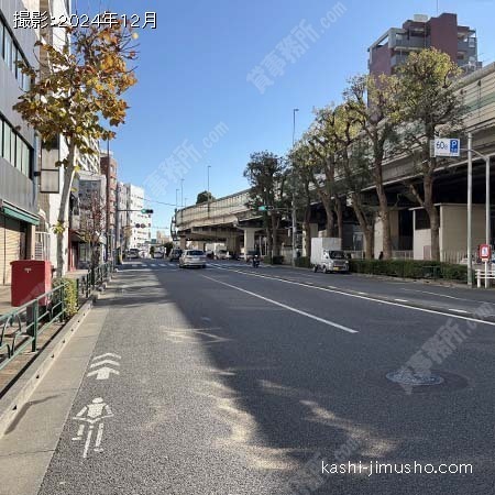 前面道路(日出通り)