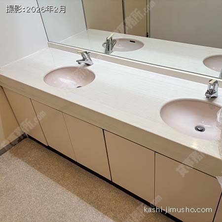 女性トイレ(4階)