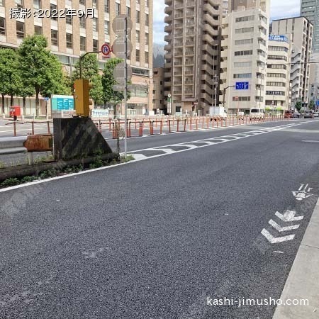 前面道路(春日通り) 前面道路(春日通り)