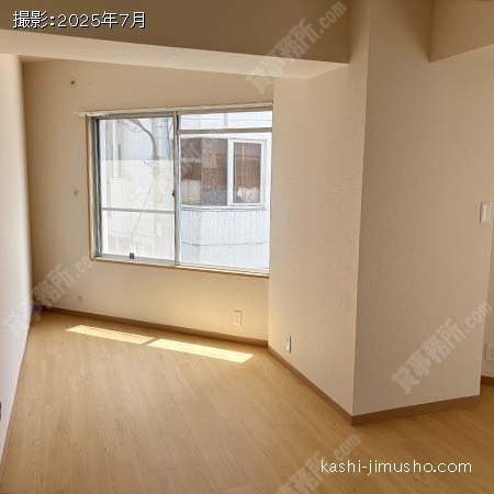 貸室内(2階211号室)