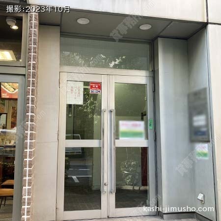 ビル入口