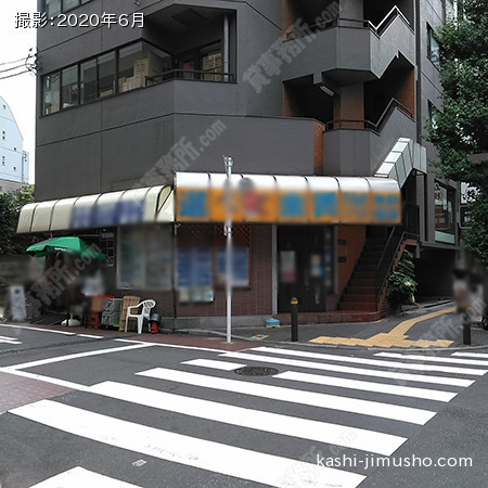 ビル正面