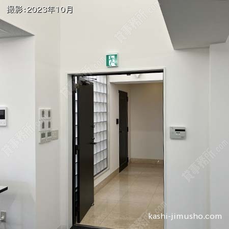 貸室入口(10階）