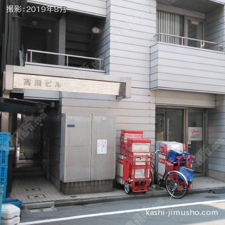 ビル前面