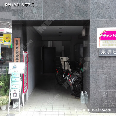 ビル入口