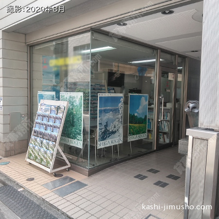 ビル入口