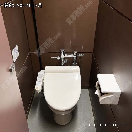 女性トイレ 女性トイレ