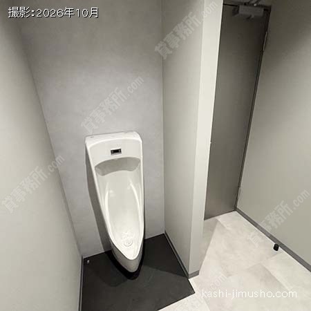 男性トイレ 男性トイレ