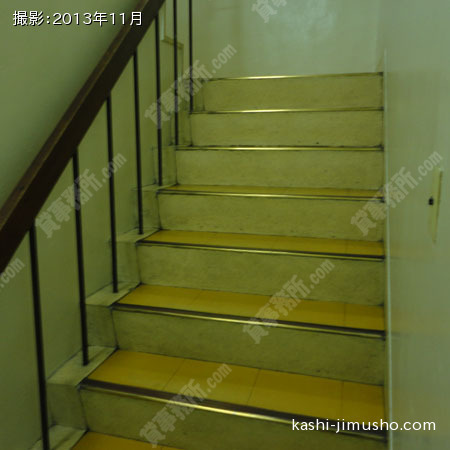 共用階段