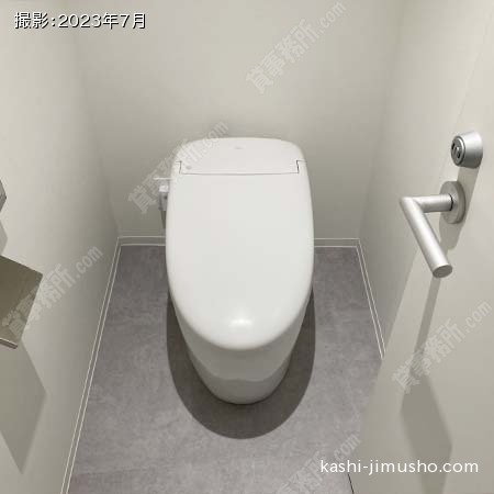 トイレ(5階)