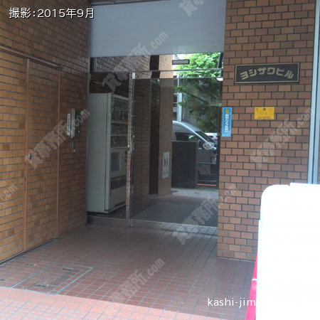 ビル入口①