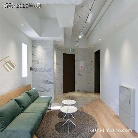 貸室内(8階）