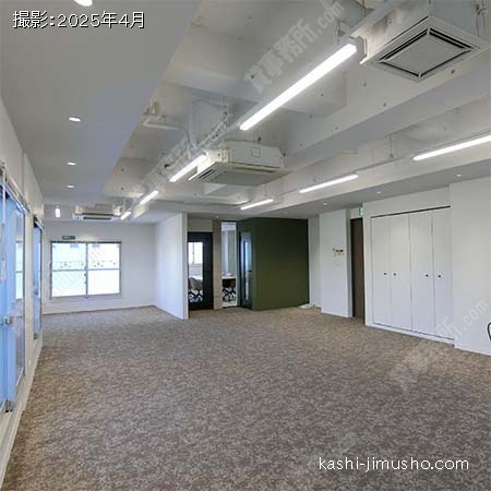 貸室内(8階）